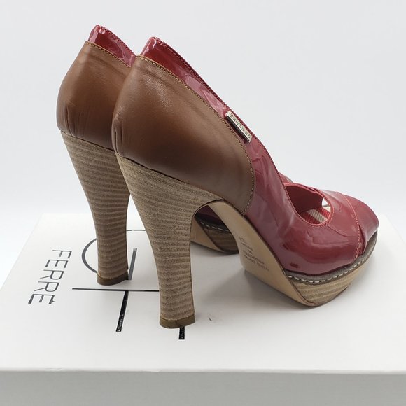 New - GF FERRE Red Patent Leather Heels SIZE 37 - Picture 4 of 8